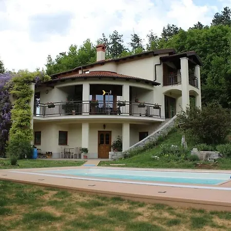 Apartment Timijan *
