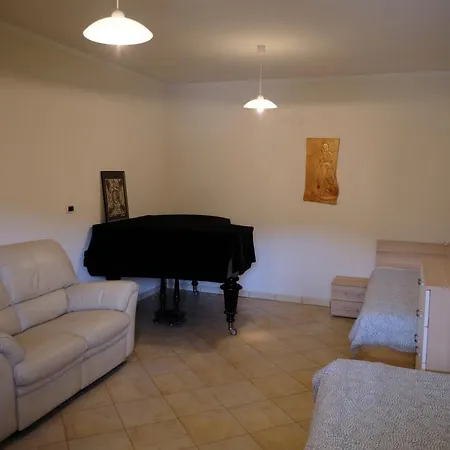 Apartment Timijan Zavrhek